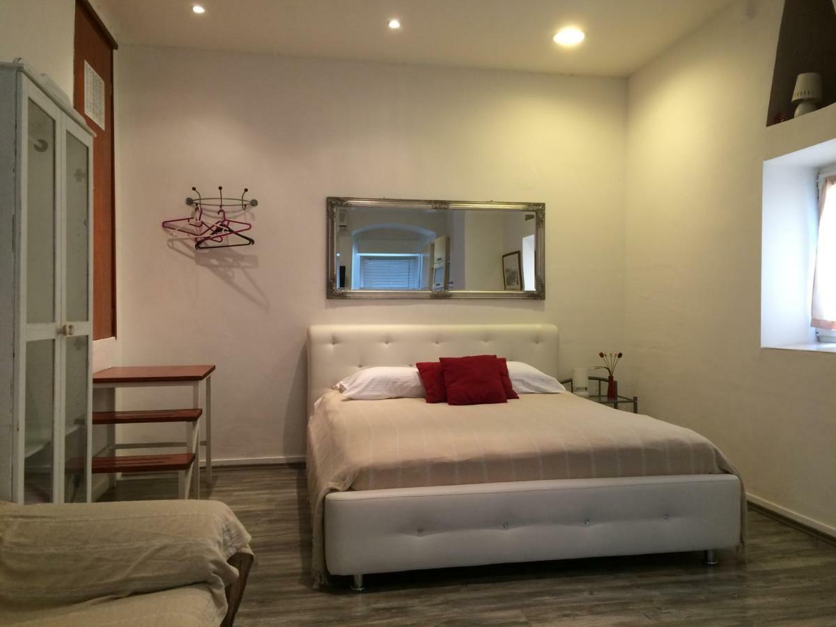 Zara City Apartments Δωμάτιο φωτογραφία